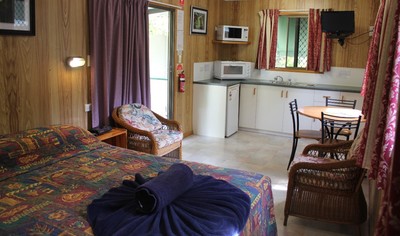 White Rock Leisure Park - Budget Accommodation