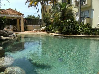 Villa Vaucluse Apartments