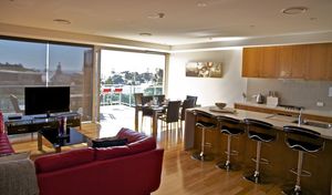 Penthouse Apt 3Bed #11