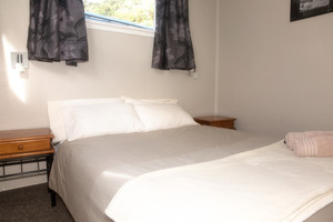 2 Bedroom Unit Sleeps 4