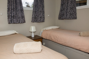 2 Bedroom Unit Sleeps 5