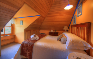 Upstairs Edward Suite