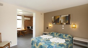 Queen and Single Suite Pet Friendly