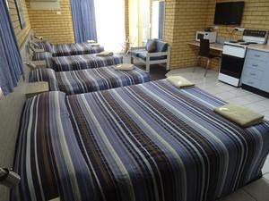 Family Room (2 adults + 2 Children)