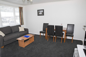 2 Bedroom Unit Sleeps 4