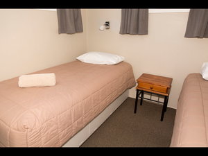 2 Bedroom Unit Sleeps 6