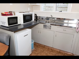 2 Bedroom Unit Sleeps 6