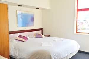  Kitchenette Studio 2 Nights Minimum