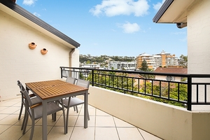 Terrigal Sails Serviced Apartments